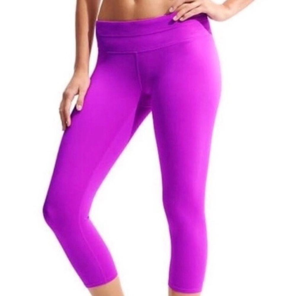Athleta Sonar Capri Leggings
